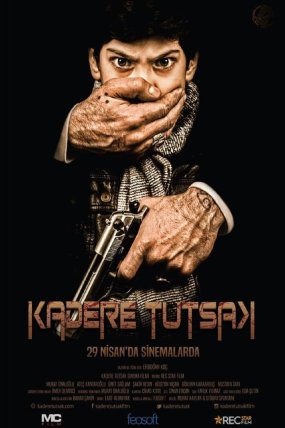 Kadere Tutsak izle (2016)