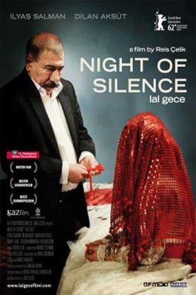 Lal Gece izle (2012)